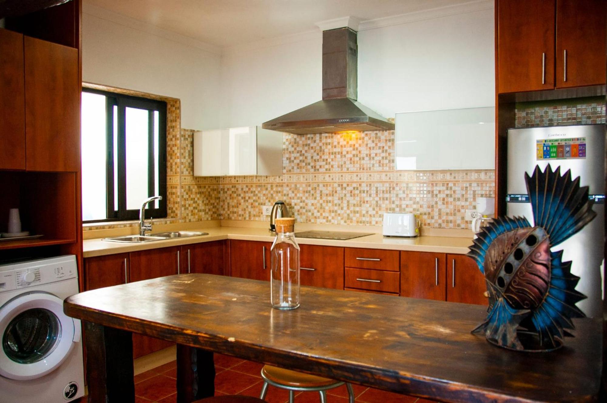 Famara Surf Apartment Luaran gambar